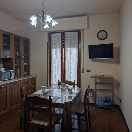 Апартаменты Due Passi In Val Di Chiana Ареццо Экстерьер фото